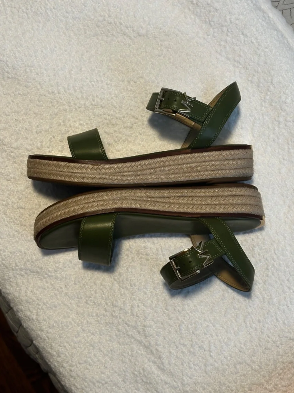 Michael Kors Olive Green Espadrille Platform Sandals W Size 8.5 with Ankle Strap